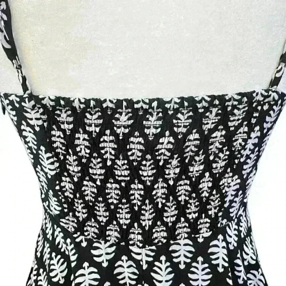 Old Navy Black & White Fit & Flare Skater Cami Dress Summer Sundress Size S - Picture 7 of 12